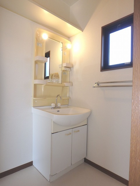 洗面設備　人気の独立洗面台☆