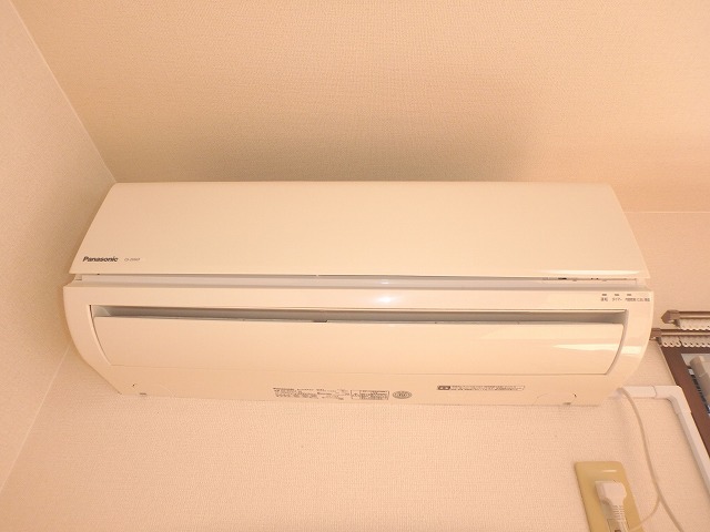 その他設備　エアコン付きで夏も冬も快適です♪