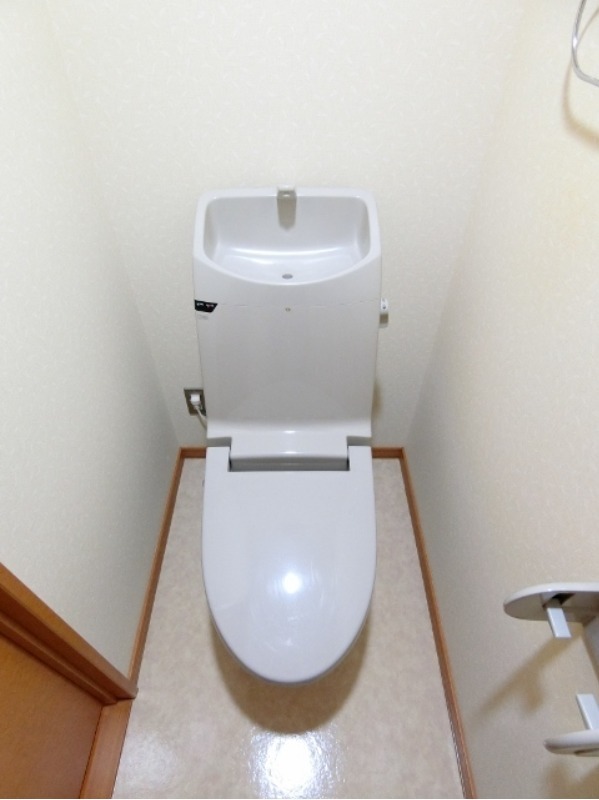 トイレ　図面と現状に相違がある場合には現状を優先