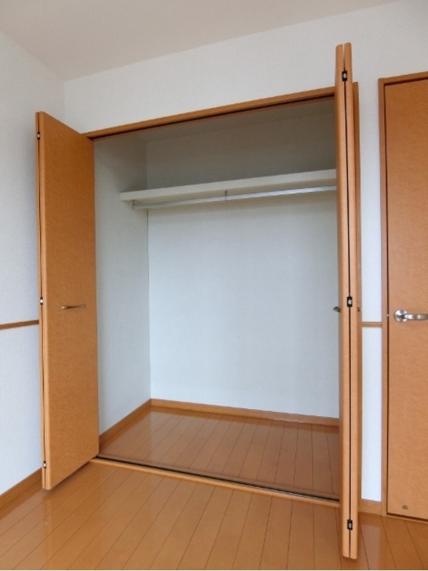 収納　図面と現状に相違がある場合には現状を優先