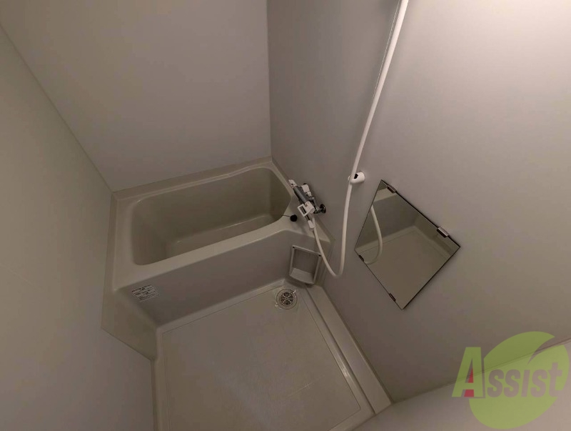 バス・シャワールーム　お風呂になります。一日の疲れを癒してくださいね。