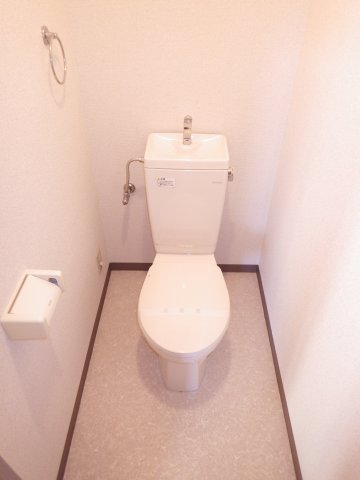 トイレ　同型モデル