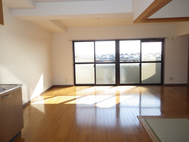 居室・リビング　同型モデル