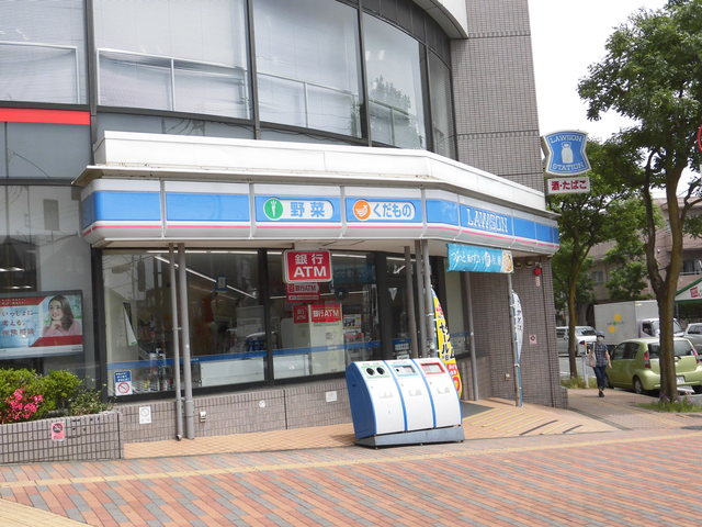 コンビニ　ローソン（コンビニ）まで710m