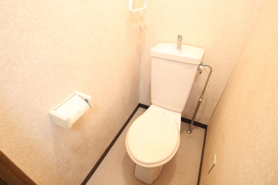 トイレ　※別部屋の写真です