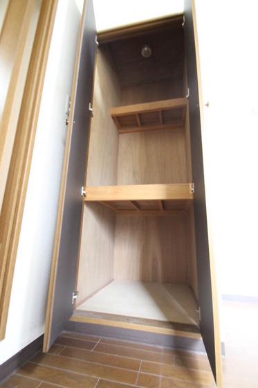 収納　※別部屋の写真です