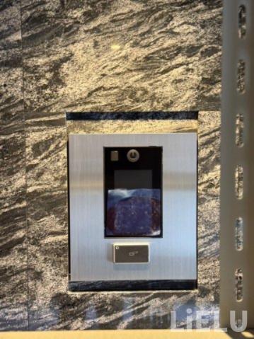 セキュリティ　オートロックエントランス