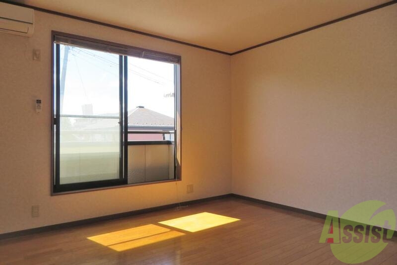 居室・リビング　広々とした１Ｋは日当りも良好で気持ちが良かったです。