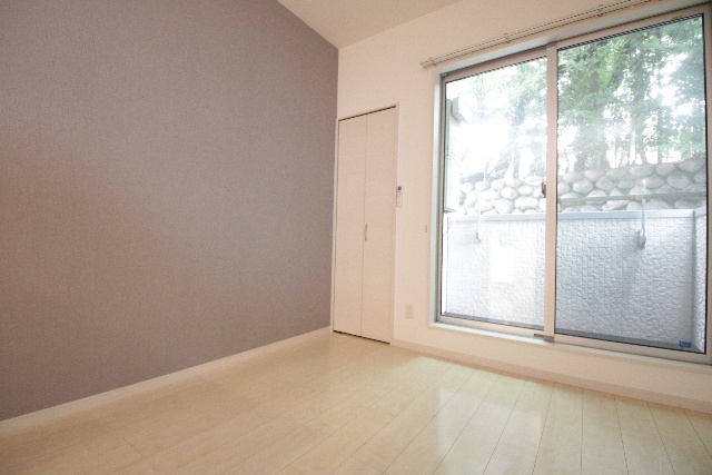 居室・リビング　※別部屋の参考写真です