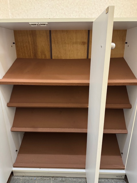 収納　シューズボックス