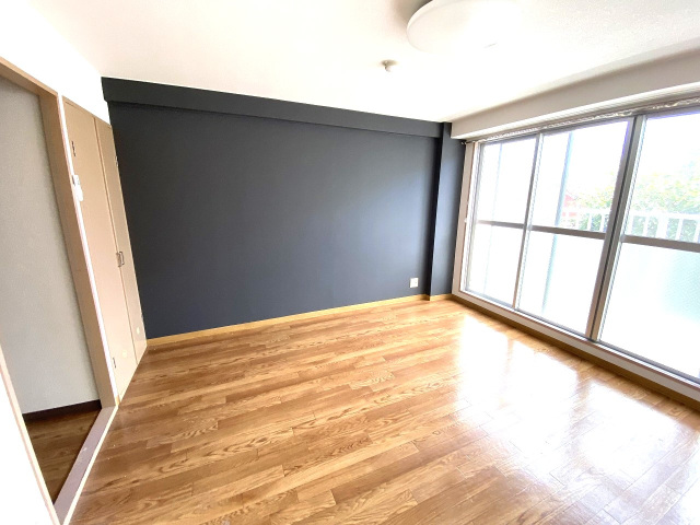 居室・リビング　洋室8帖　※写真は211　現状優先