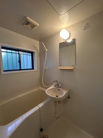 バス・シャワールーム　きれいなお風呂です