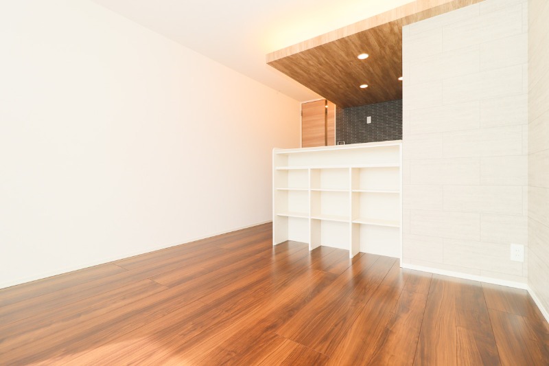 居室・リビング　図面と現状に相違がある場合には現状を優先