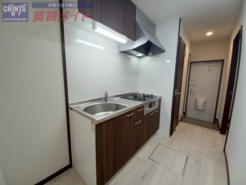 キッチン　別部屋参考写真です。