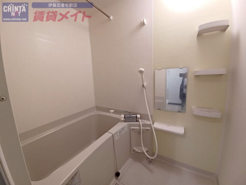 バス・シャワールーム　別部屋参考写真です。