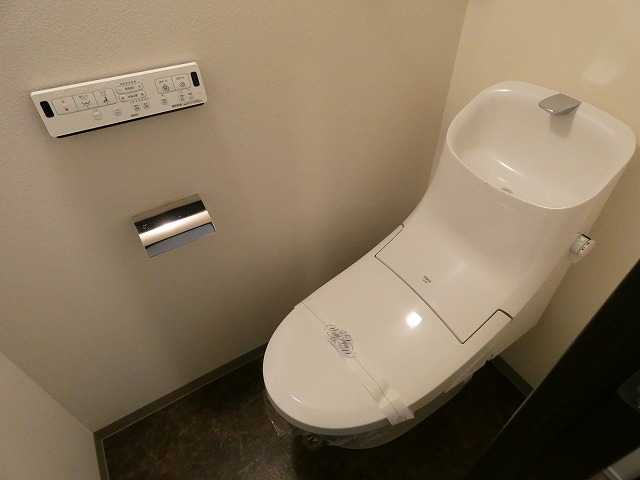 トイレ　トイレ