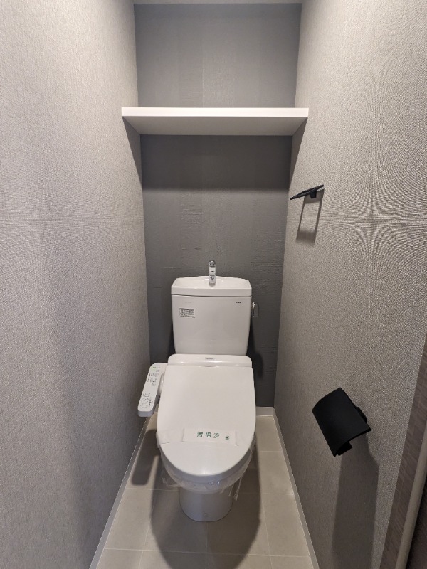 トイレ　別号室