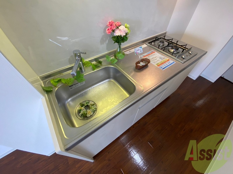 キッチン　２口システムキッチンですのですぐにお料理に使えます！