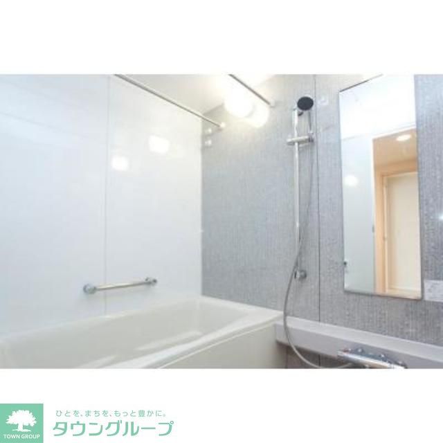 バス・シャワールーム　※写真は同タイプ住戸です。