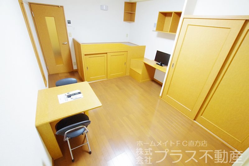 居室・リビング　別部屋の画像になります