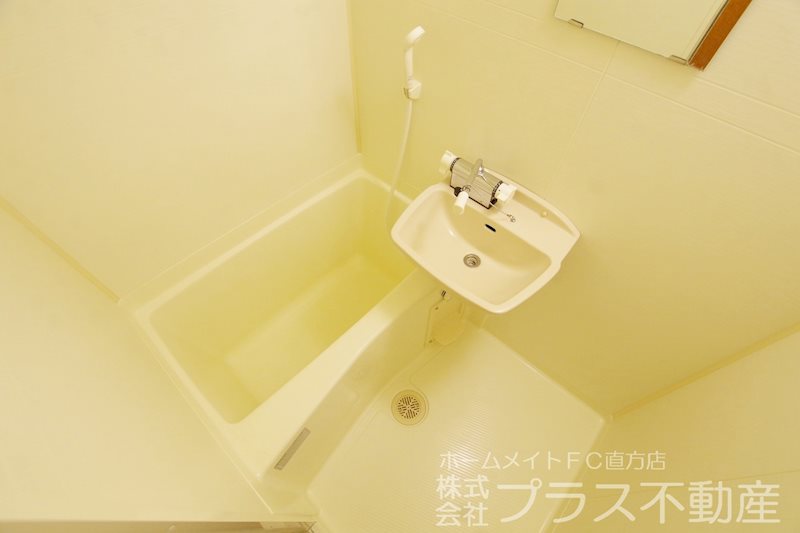 バス・シャワールーム　別部屋の画像になります