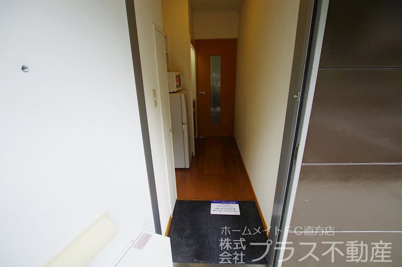 玄関　別部屋の画像になります