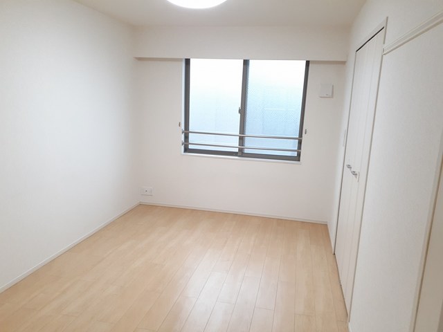 その他部屋・スペース　洋室６帖