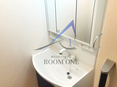 洗面設備　洗面台です。