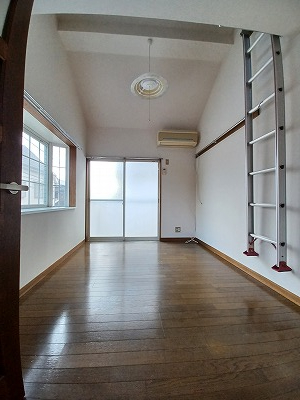 居室・リビング　※別部屋参考写真