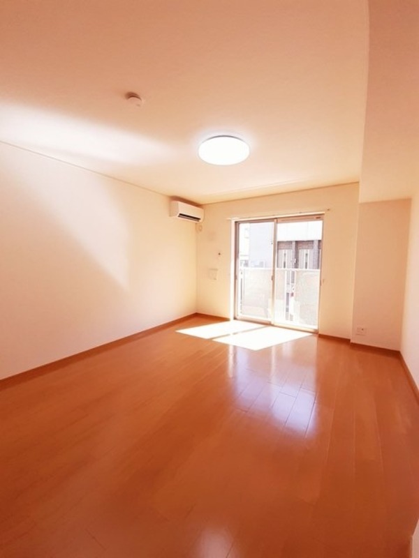 居室・リビング　図面と現状に相違がある場合には現状を優先