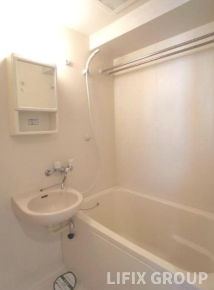 バス・シャワールーム　風呂