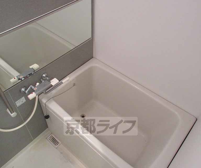 バス・シャワールーム　清潔感のあるバスルームです！