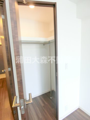 収納　収納　ウォークインクローゼット