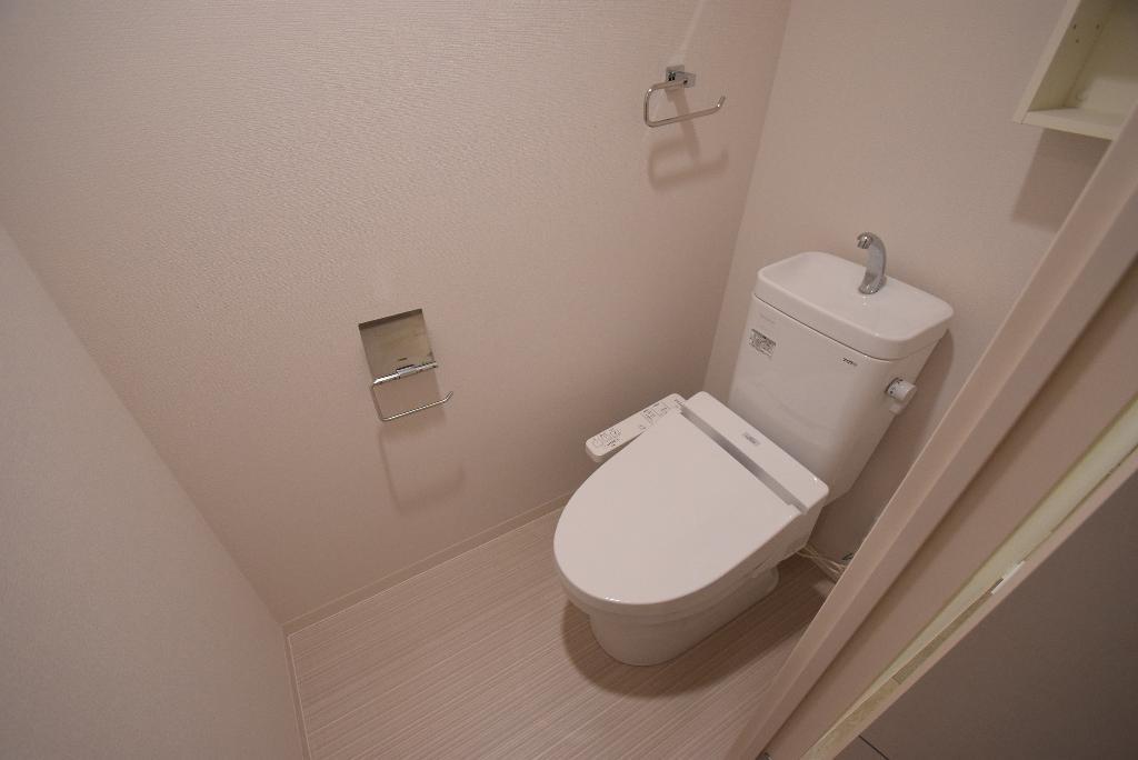 トイレ　シャワー付トイレ