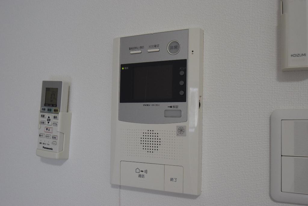 セキュリティ　カメラ付インターホン