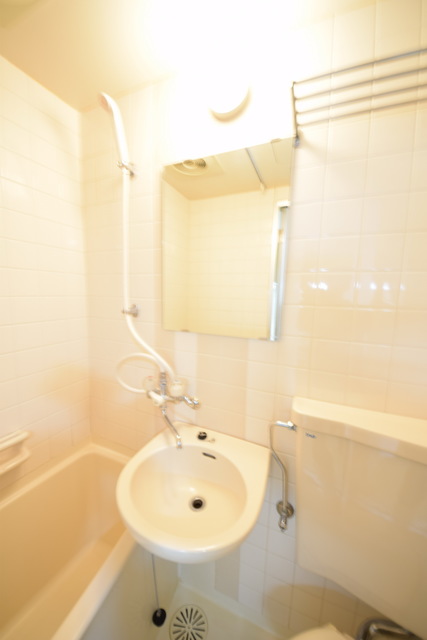 洗面設備　～さてハミガキハミガキ～別号室参考写真