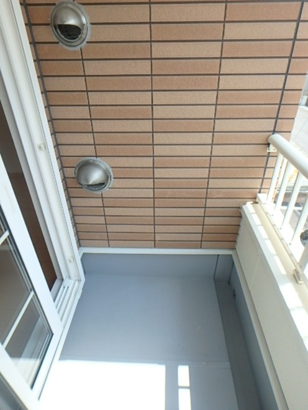 バルコニー　図面と現状に相違がある場合には現状を優先