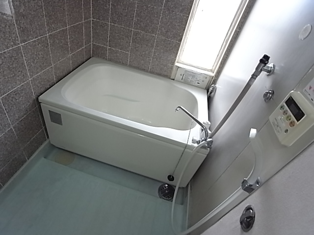 バス・シャワールーム　浴室