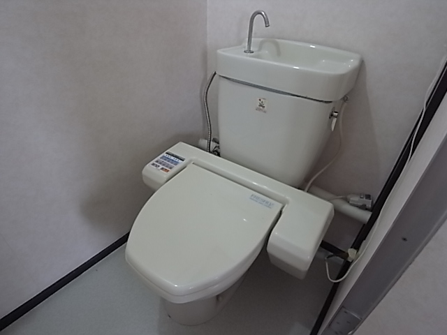 トイレ　トイレ