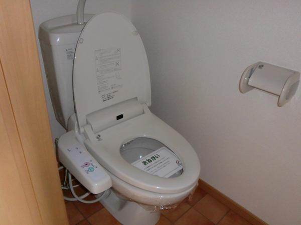 エクレラージュABのトイレ写真