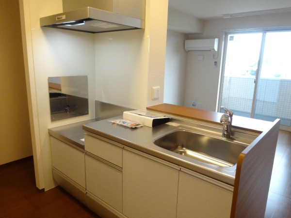 キッチン　対面キッチンで楽しくお料理♪