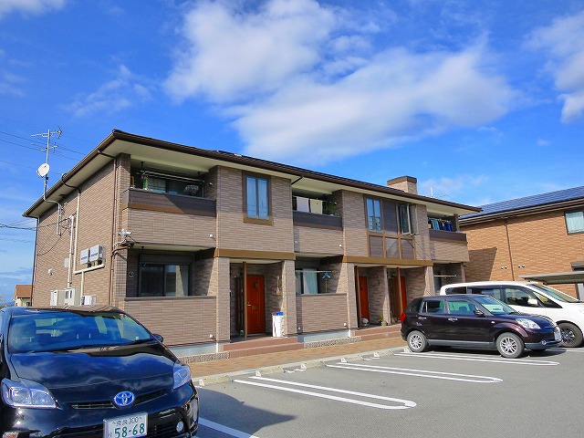 建物外観　外観は落ち着いています