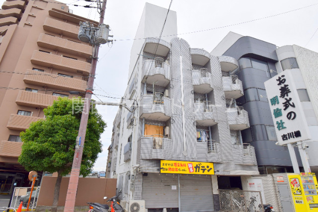 建物外観　外観写真（昼）