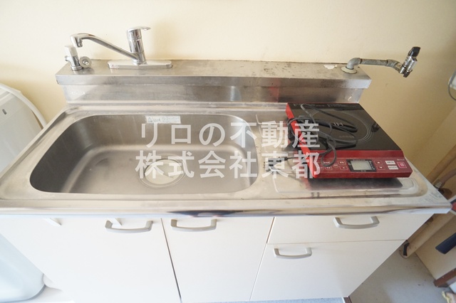 キッチン　収納もあり使い勝手の良い便利なキッチンです♪