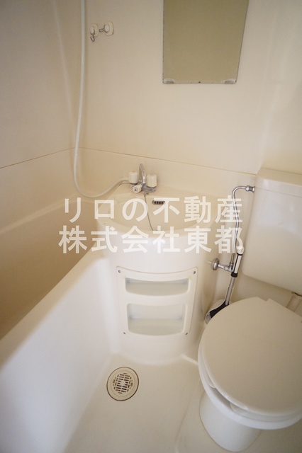 バス・シャワールーム　丸洗い可能！お掃除ラクラクの洗面台付き３点ユニットです☆