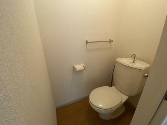 トイレ　別室参考画像