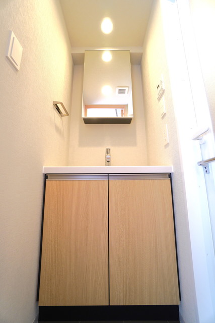 洗面設備　※写真は同タイプ住戸です。