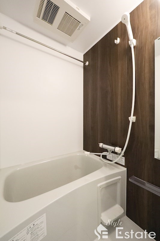 バス・シャワールーム　バスルーム　浴室乾燥