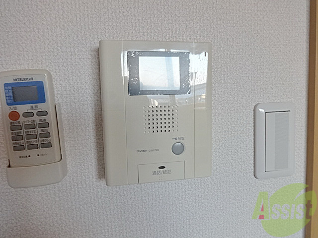 その他設備　ＴＶ付インターホンがついているので客人が確認できるから安心