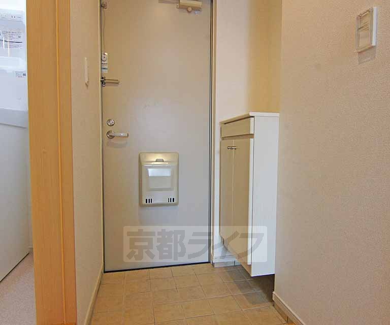 玄関　すっきりとした玄関です。